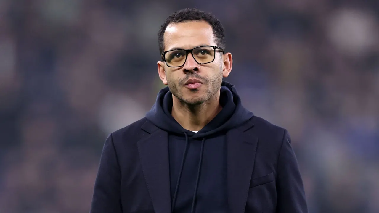 يوفر ليام روزينيور نظرة ثاقبة على خطط تشيلسي “المفصلة” للانتقالات الصيفية، حيث يسلط الضوء على ثلاث نقاط ضعف في تشكيلة الفريق.